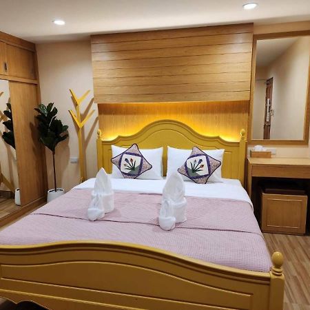 Alaita Hostel Patong Zewnętrze zdjęcie