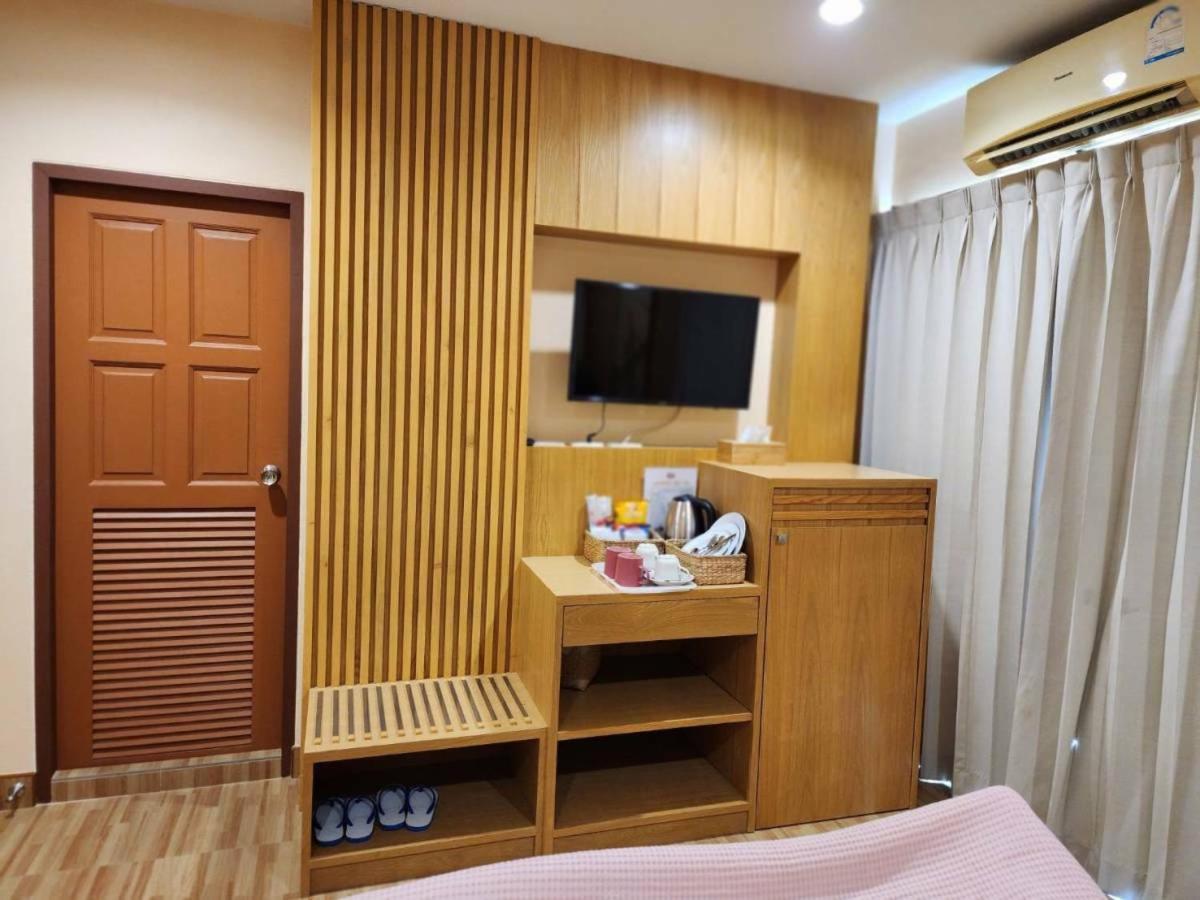 Alaita Hostel Patong Zewnętrze zdjęcie