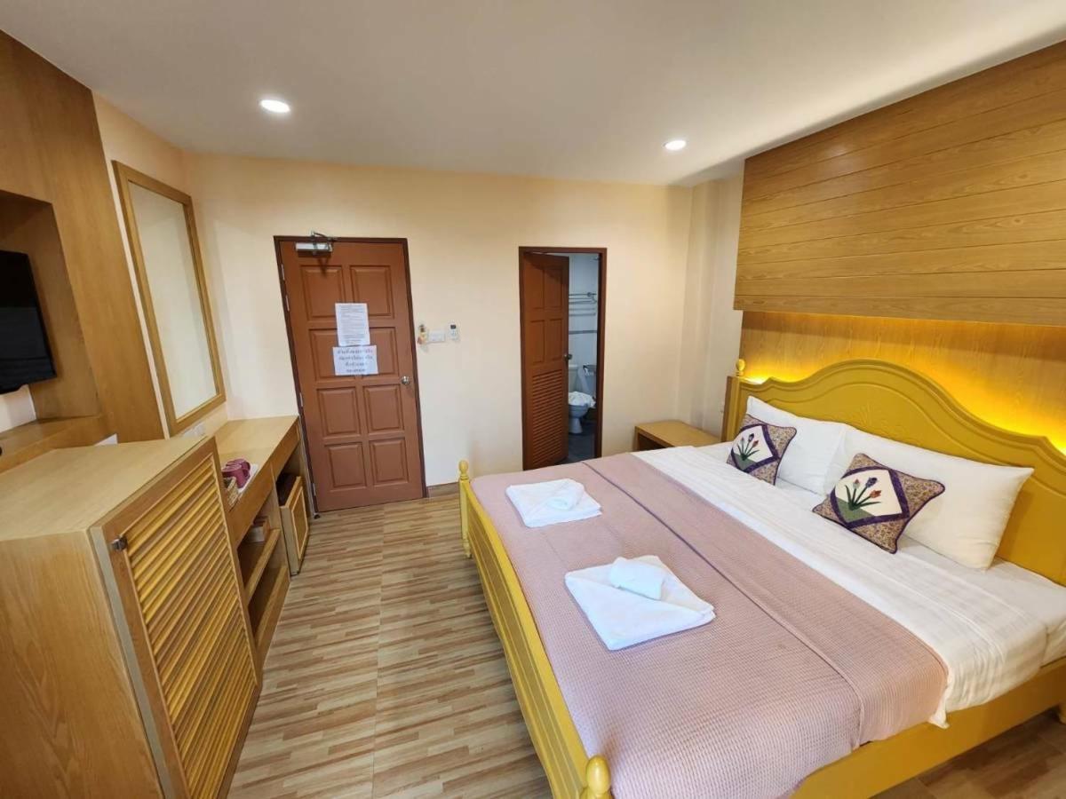 Alaita Hostel Patong Zewnętrze zdjęcie